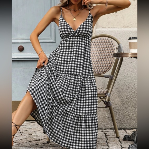 Dresses & Skirts - Classic Gingham Print Deep V neck Tired Cami Dress